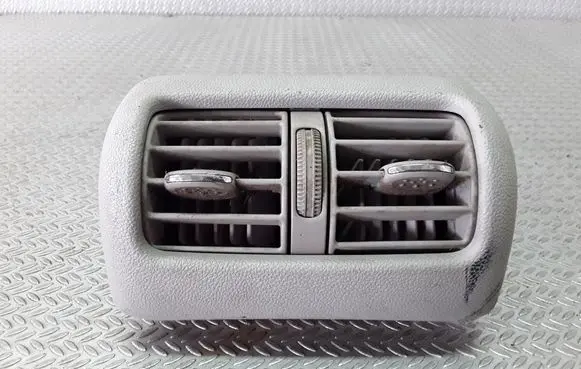 Mercedes-Benz C W203 Rear air vent grill A2038300454