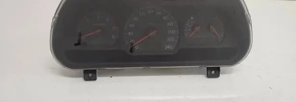 Volvo S40, V40 Speedometer (instrument cluster) 30887692 SW30887707 99V10D2