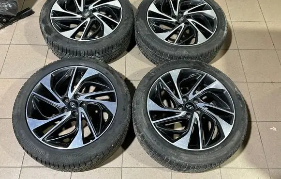 Hyundai Tucson TL R19 alloy rim 52910D7420