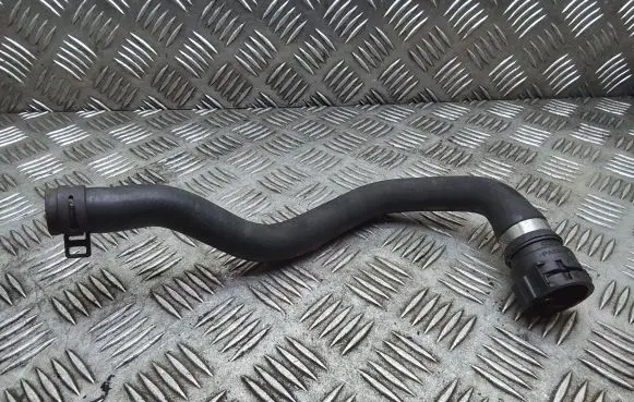 BMW 1 F20 F21 Engine coolant pipe/hose 9208182 64219208182 920818206
