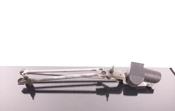 Front wiper linkage and motor