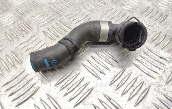 Mercedes-Benz CLA C117 X117 W117 Engine coolant pipe/hose A6512000082