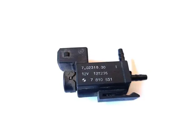BMW 1 F20 F21 Vacuum valve 7810831