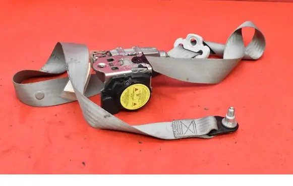 Fiat Idea Front seatbelt 