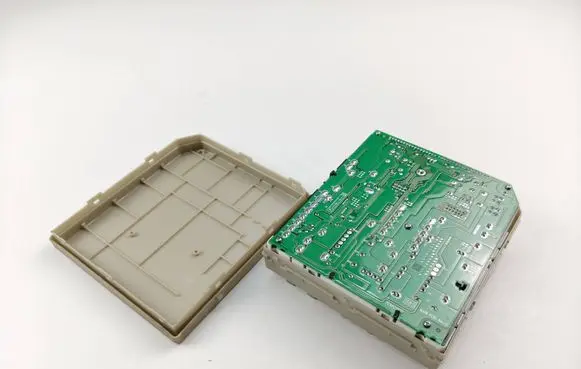 Renault Clio III Fuse module 902663A