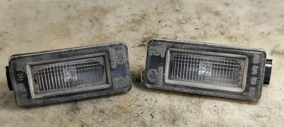 Nissan Qashqai J12 Number plate light 265108990E