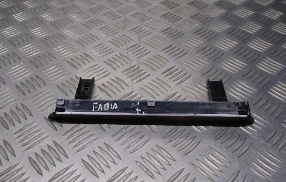 Skoda Fabia Mk1 (6Y) Third/center stoplight