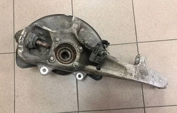 Mercedes-Benz GLE (W166 - C292) Front wheel hub 16610