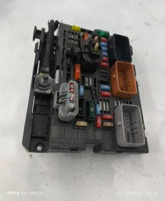 Citroen Berlingo Fuse module 9664706280