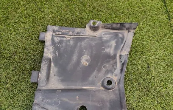 Audi S5 F5 Side bottom protection 8W0825202