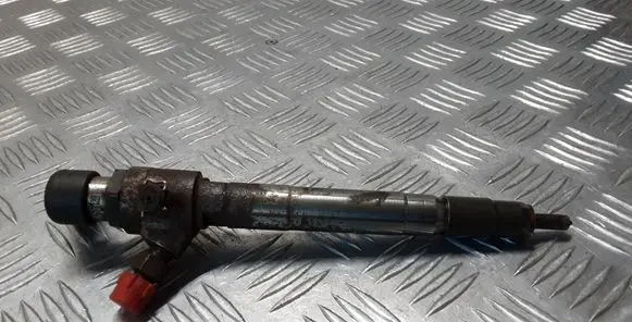 Fuel injector