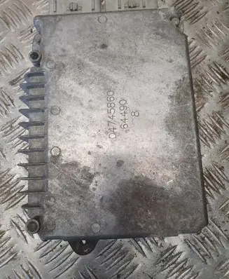 Chrysler Voyager Engine control unit/module P04727192AJ