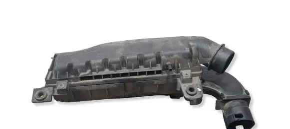 Citroen C4 II Air filter box 9805057080