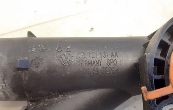 Volkswagen Tiguan Thermostat housing 03L121131AA