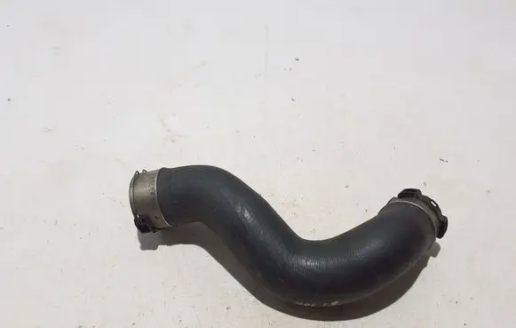 Intercooler hose/pipe