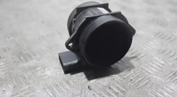 Volvo S40, V40 Mass air flow meter 5WK9624