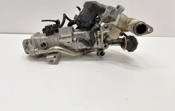 BMW 5 F10 F11 EGR valve cooler 7822350 1171 01040
