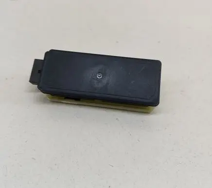 BMW iX1 Aerial antenna amplifier 5A707E0 5A320A9