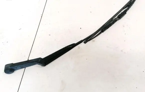 Nissan Micra Front wiper blade arm