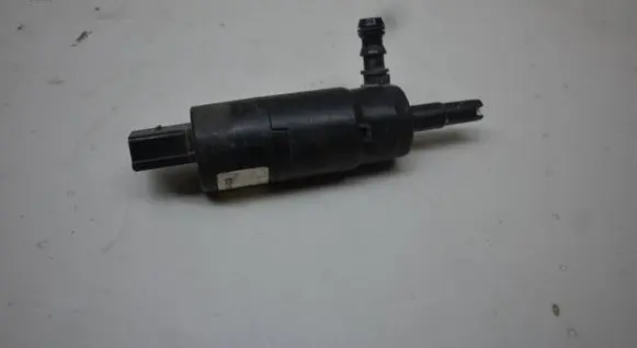 BMW X5 E53 Headlight washer pump 8377430