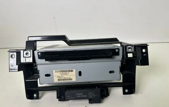 Land Rover Discovery 4 - LR4 Radio/CD/DVD/GPS head unit 50645928AA
