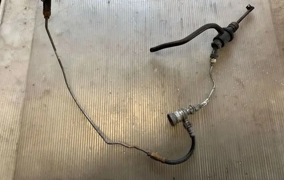 Nissan X-Trail T31 Clutch master cylinder 30610JG40A