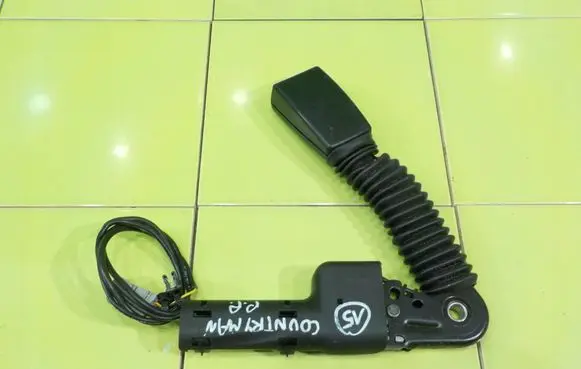 Mini Cooper Countryman R60 Front seatbelt 620550200D ZAPINKA