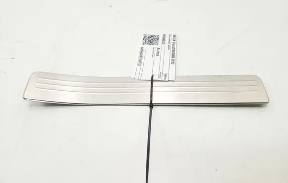 Mercedes-Benz GLK (X204) Rear sill trim cover A2046800335