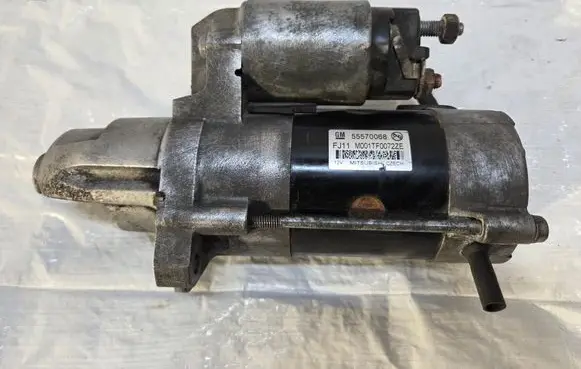 Opel Mokka Starter motor 55570068