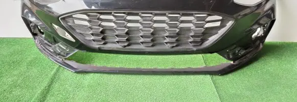 Ford Focus Front bumper JX7B-17757-S