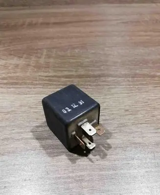 Audi 100 S4 C4 Other relay 895951254 899970