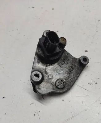 Nissan X-Trail T30 Camshaft speed sensor 