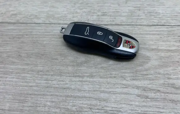 Porsche Panamera (970) Ignition key/card 97063724405