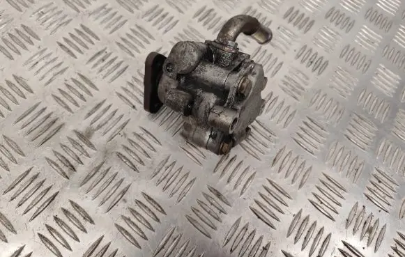 Audi A4 S4 B5 8D Power steering pump 8D0145177