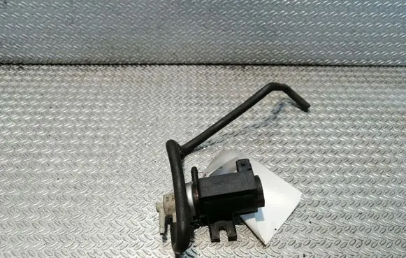 Volkswagen II LT Turbo solenoid valve 1H0906627A