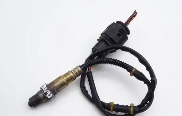 Volkswagen Polo IV 9N3 Lambda probe sensor 03E906262 0258007154