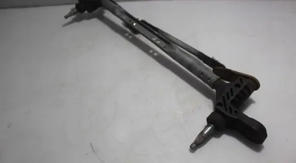 Front wiper linkage