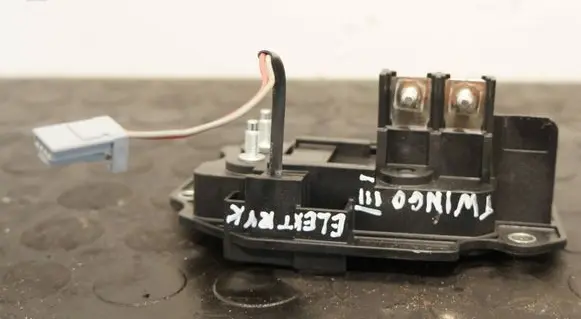 Renault Twingo III Engine control unit box 296791286R 27640010