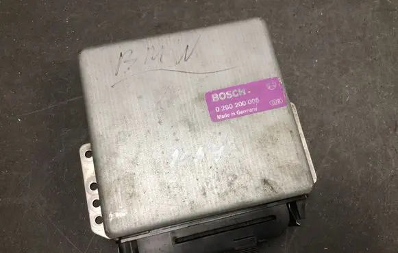 Opel Zafira A Engine control unit/module 0260200005