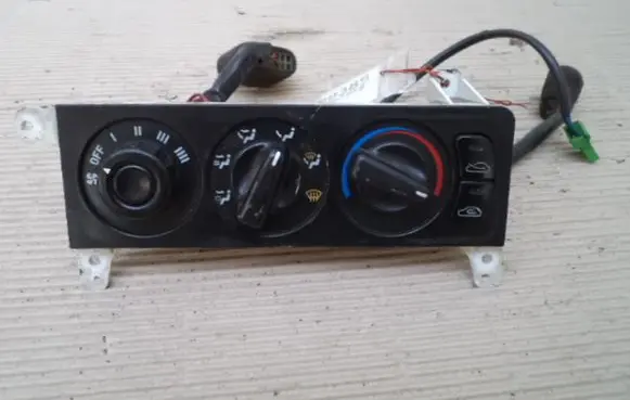 KIA Sephia Climate control unit