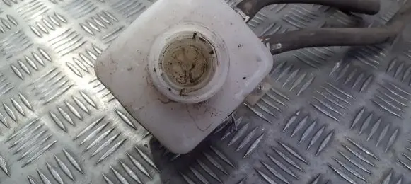 Power steering fluid tank/reservoir