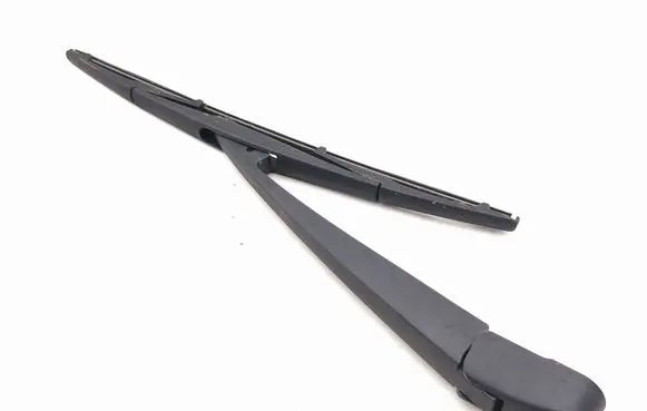 Nissan Leaf II (ZE1) Rear wiper blade 