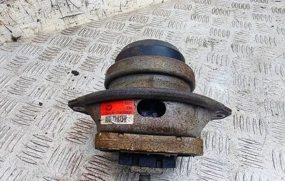 Land Rover Range Rover Sport L320 Engine mount bracket KKB500441G