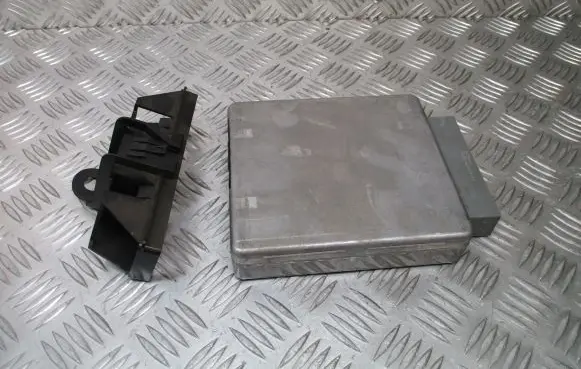 Ford Mondeo Mk III Engine control unit/module ECU 2S7A-12A650-BLD