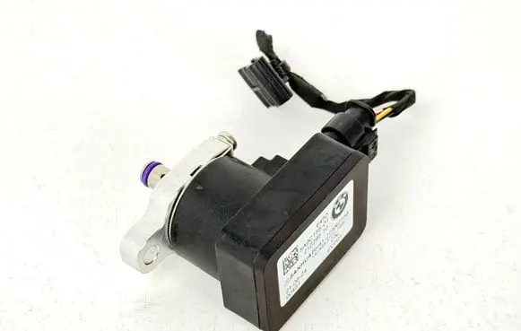 BMW i4 Sensor 21229510 BH4127AR0168 5A9C15501