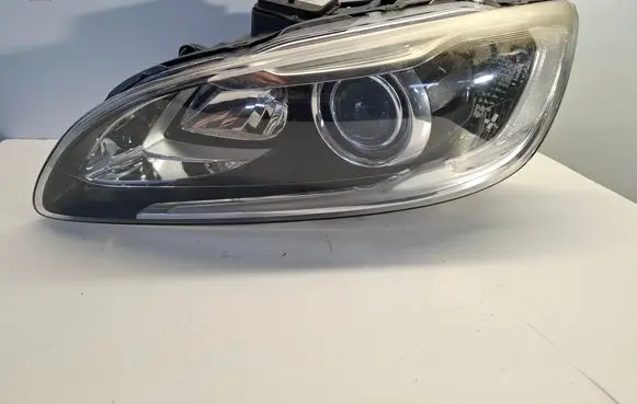 Volvo V60 Headlight/headlamp 31395902 90053126