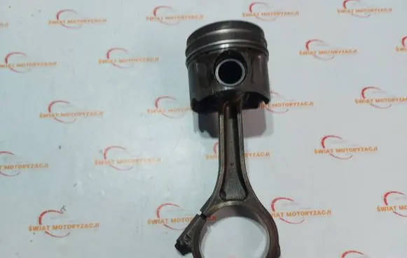 Land Rover Range Rover Sport L494 Piston with connecting rod H268X