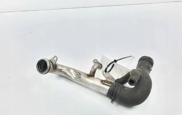 Mercedes-Benz C W205 Engine coolant pipe/hose A2642000800