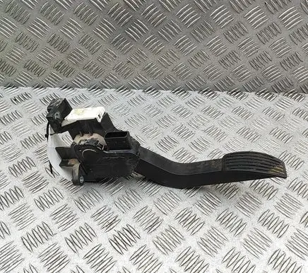 Iveco Daily 6th gen Accelerator throttle pedal 5801814890