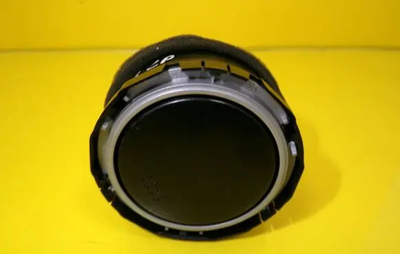 Dashboard side air vent grill/cover trim
